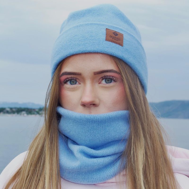 Bivvil hals & lue, isblå